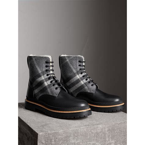 Burberry shearling lined leather boots black 